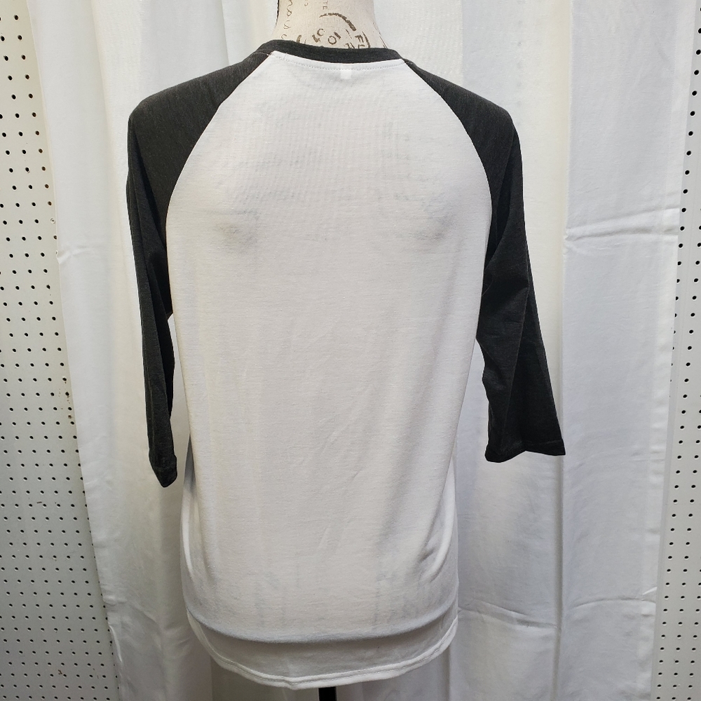 Graphic Raglan Tee Women's Small - Picture 4 of 5
